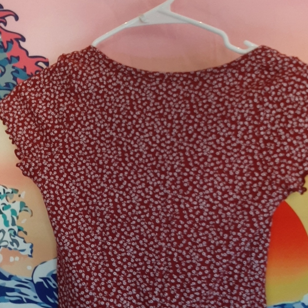 brandy melville zelly ruffle top :)) - Picture 4 of 4